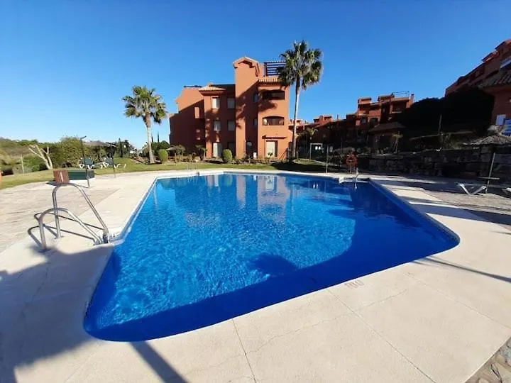 אסטפונה Apartamento Duplex Con Piscinas Y Maravillosas Vistas Al Mar